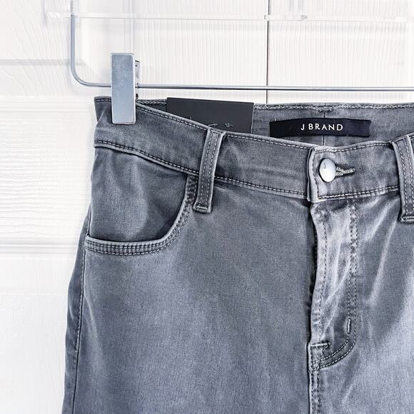 J Brand Alana High-Rise Cropped Jean in Dust - Picture 3 of 7